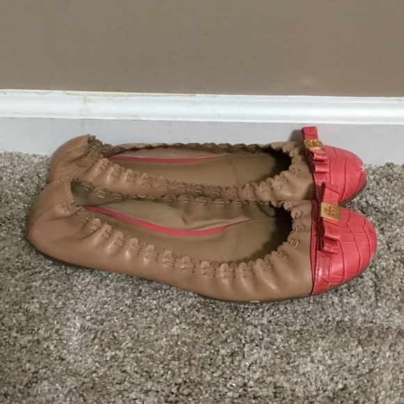 Tory Burch Tan & Pink Flats - Picture 2 of 4